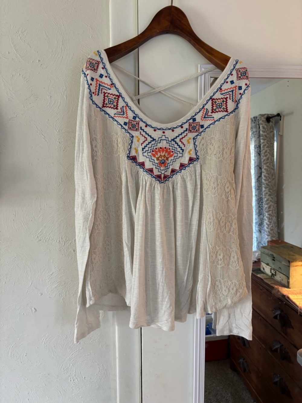 Arizona Jean Co Long Sleeve Peasant Top w/Embroidery